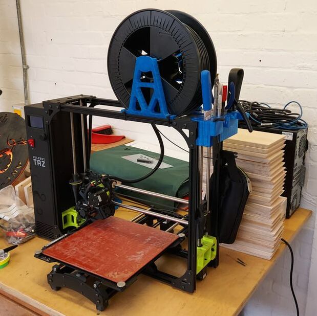 Picture of the Lulzbot Taz 6, 3D printer.